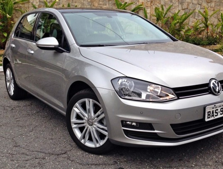 Volkswagen Golf Comfortline desafia o preconceito com motor 1.0 turbo