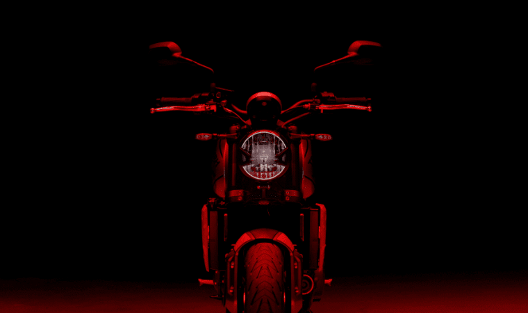 Trident 660