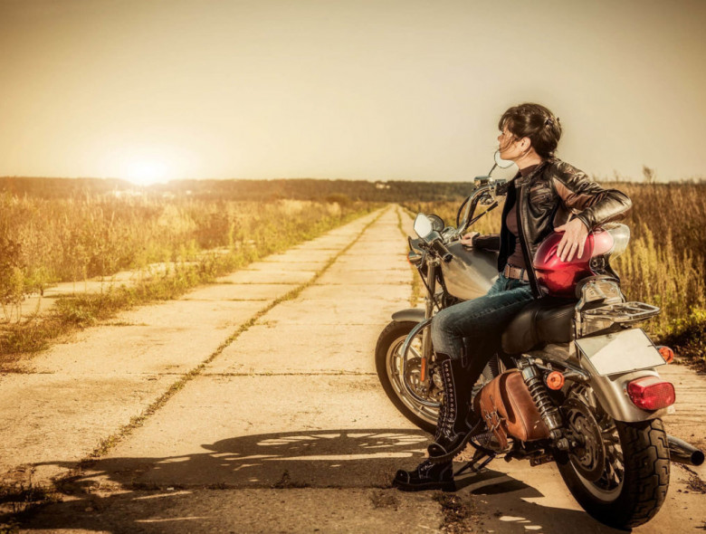 Às vezes a vontade é de pegar a sua moto e viajar sem rumo, mas o medo ainda fala mais alto? Confira essas dicas e pé na estrada!