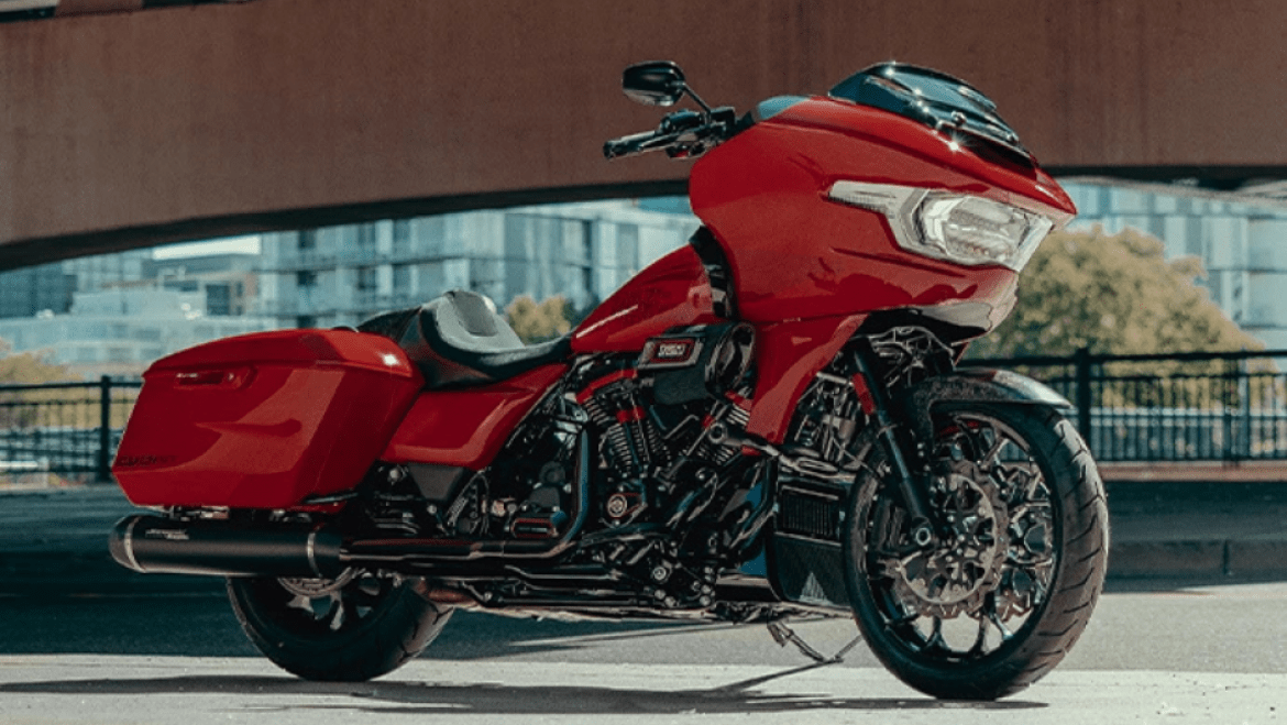 Harley-Davidson CVO™ Road Glide™ ST 2025