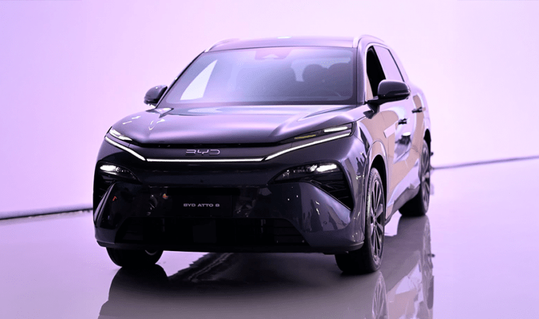 Galeria BYD ATTO 8