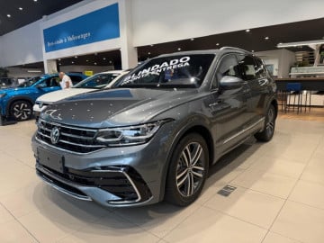 2025 - Tiguan 2.0 300 TSI GASOLINA ALLSPACE R-LINE AUTOMÁTICO