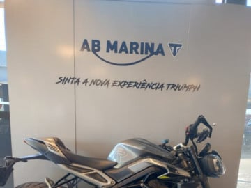 2024 - Street Triple TRIPLE