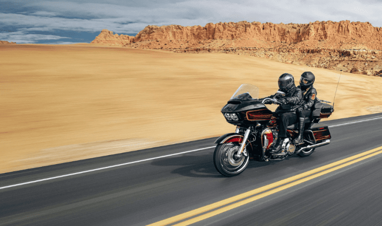 CVO™ Road Glide™ Limited Anniversary Edition 2023