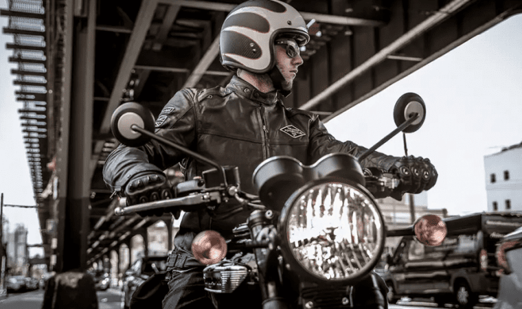 Bonneville T100