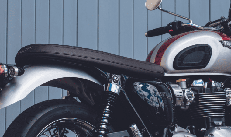 Bonneville T120 Black