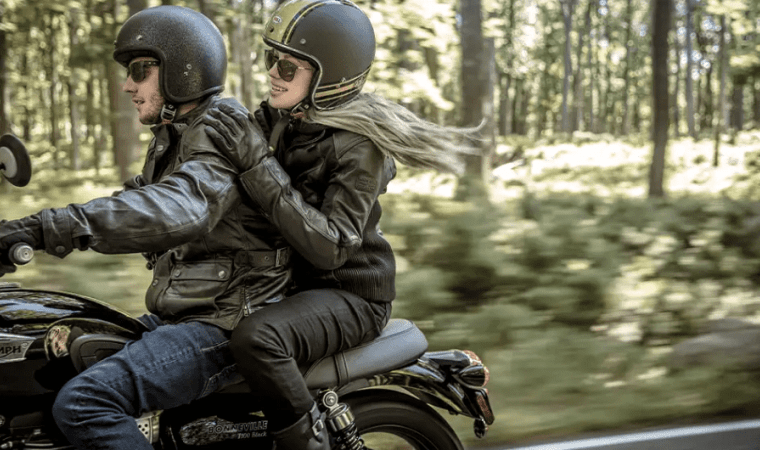 Bonneville T100