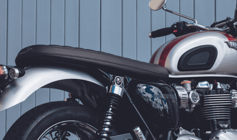 Bonneville T120 Black