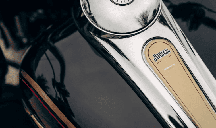 CVO™ Road Glide™ Limited Anniversary Edition 2023