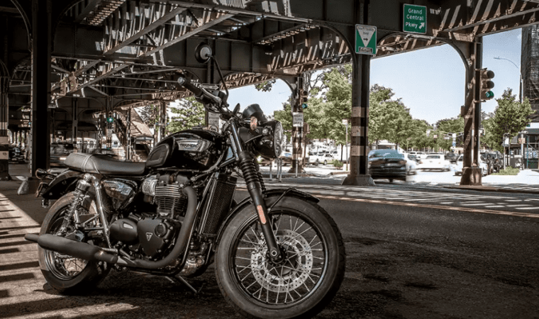 Bonneville T100
