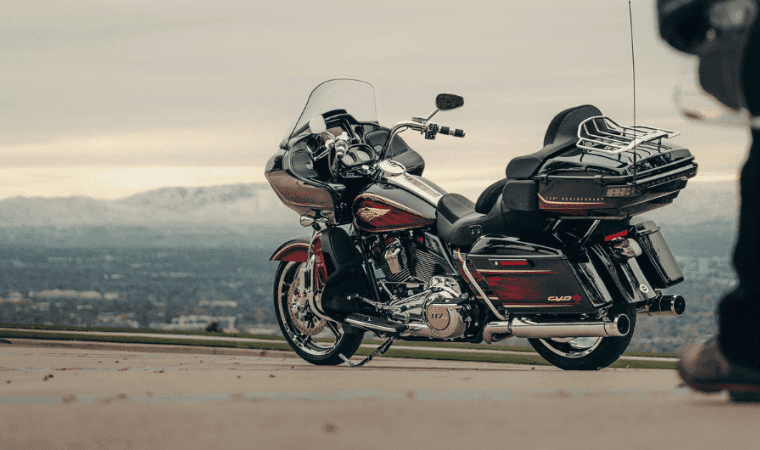CVO™ Road Glide™ Limited Anniversary Edition 2023