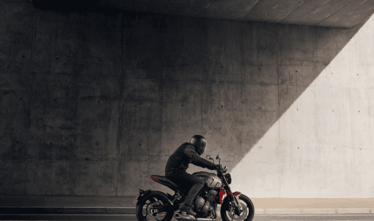 Trident 660