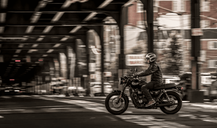 Bonneville T100