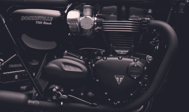Bonneville T120 Black
