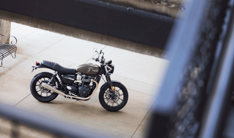 Speed Twin 900