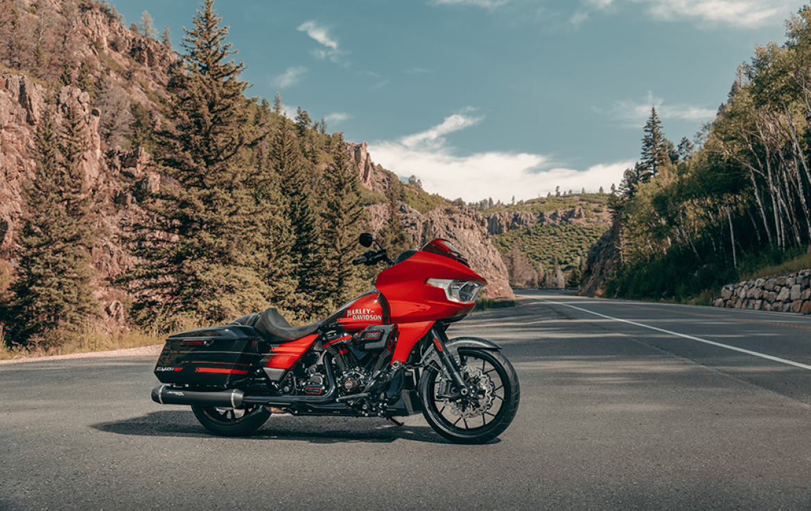 Harley-Davidson CVO™ Road Glide™ ST 2026