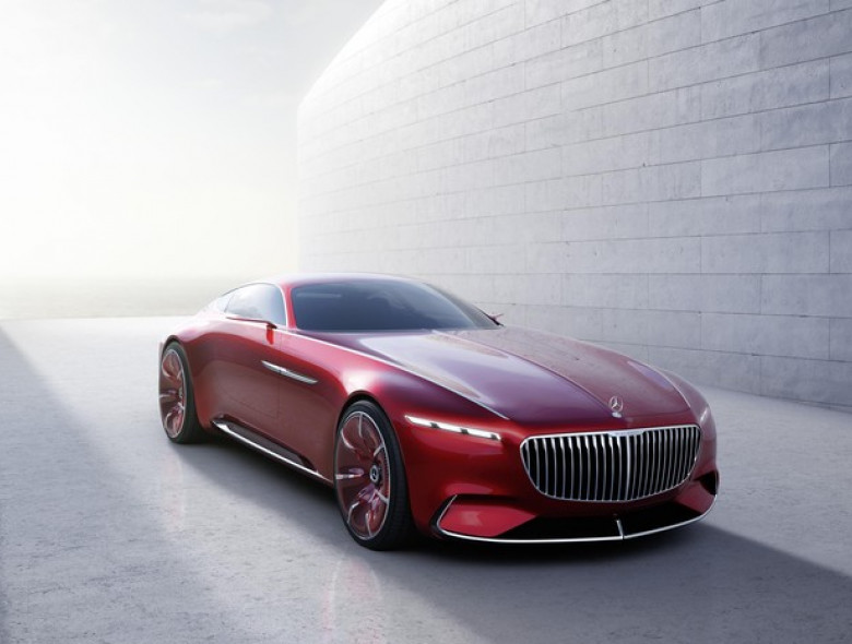 Vision Mercedes-Maybach 6 é um cupê elétrico futurista.
Com quase 6 metros, aceleração a 100 km/h é feita em menos de 4s