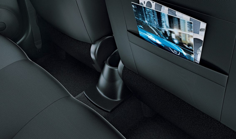 Nissan March interior