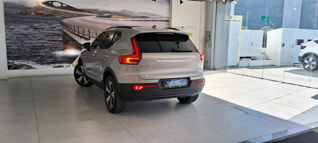 Xc40 P6 RECHARGE ELECTRIC PLUS AWD