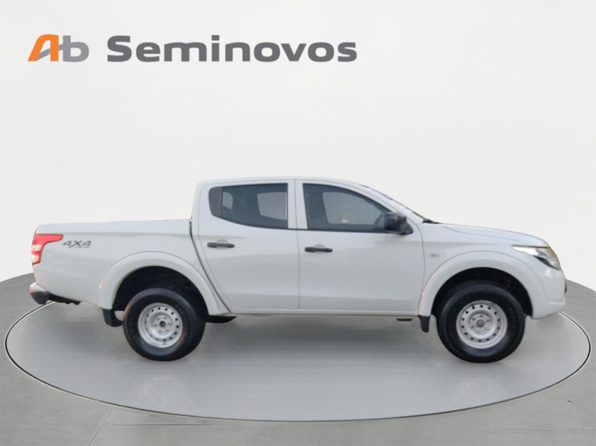 L200 Triton 2.4 16V TURBO DIESEL GL CD 4X4 MANUAL