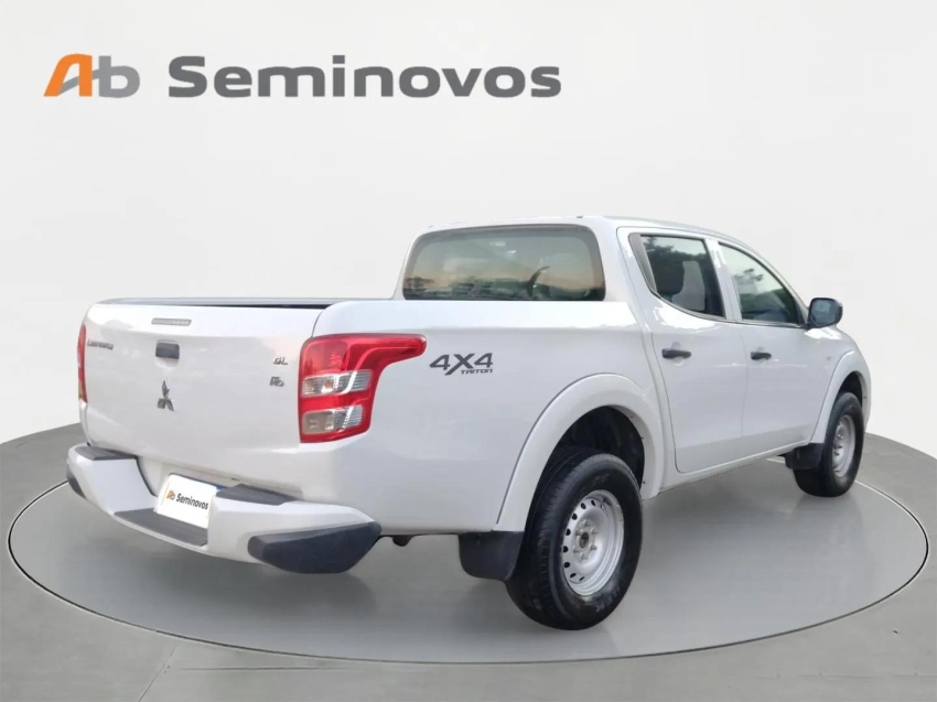 L200 Triton 2.4 16V TURBO DIESEL GL CD 4X4 MANUAL
