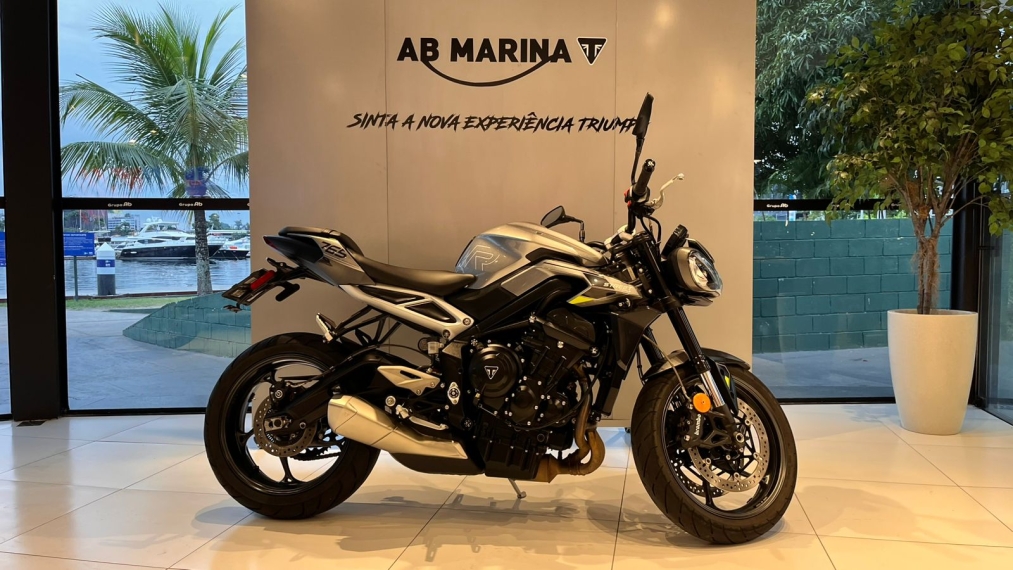 Street Triple TRIPLE