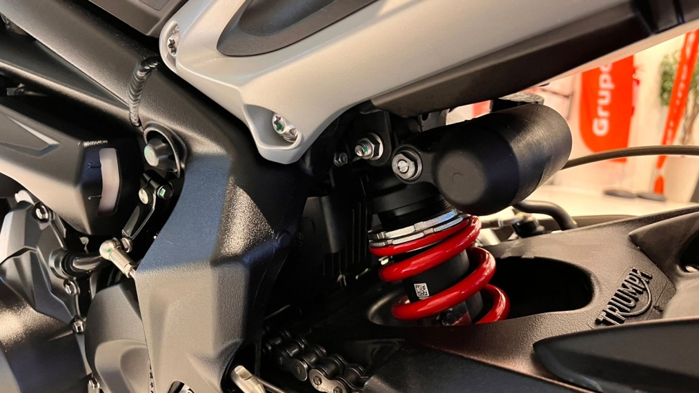 Street Triple TRIPLE