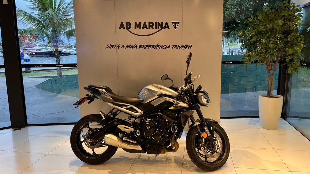 Street Triple TRIPLE