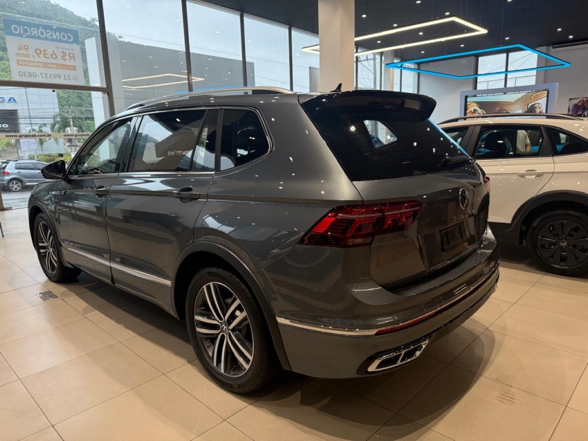 Tiguan 2.0 300 TSI GASOLINA ALLSPACE R-LINE AUTOMÁTICO