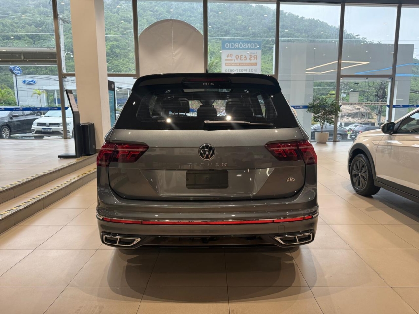 Tiguan 2.0 300 TSI GASOLINA ALLSPACE R-LINE AUTOMÁTICO