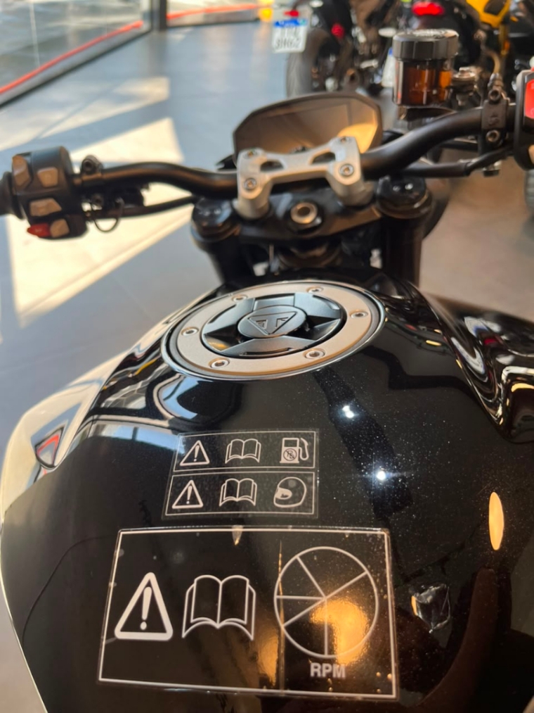 Triumph Street Triple