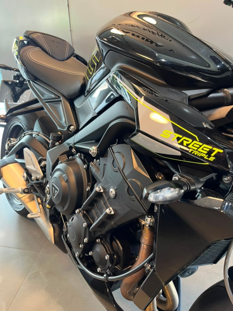 Triumph Street Triple