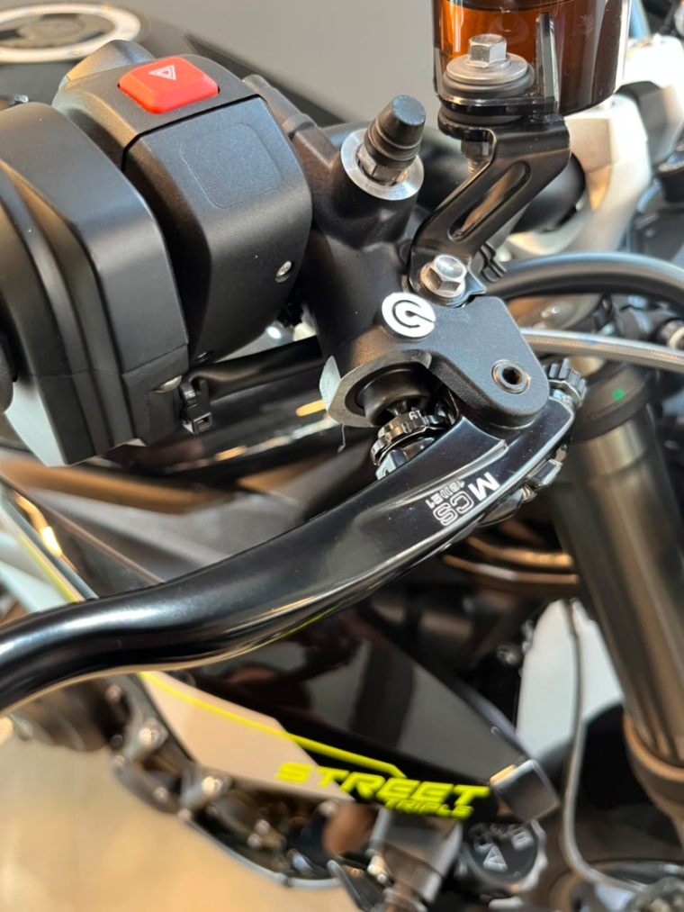 Triumph Street Triple