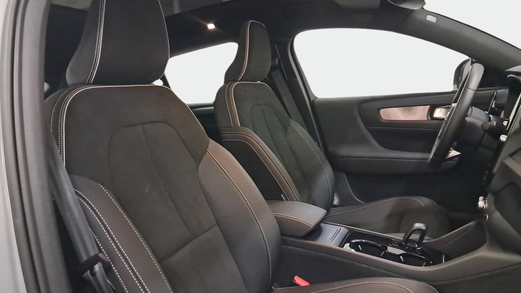 C40 P8 RECHARGE TWIN ELECTRIC ULTIMATE AWD