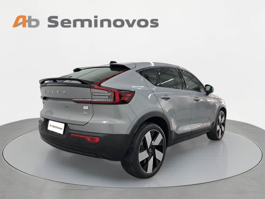 C40 P8 RECHARGE TWIN ELECTRIC ULTIMATE AWD