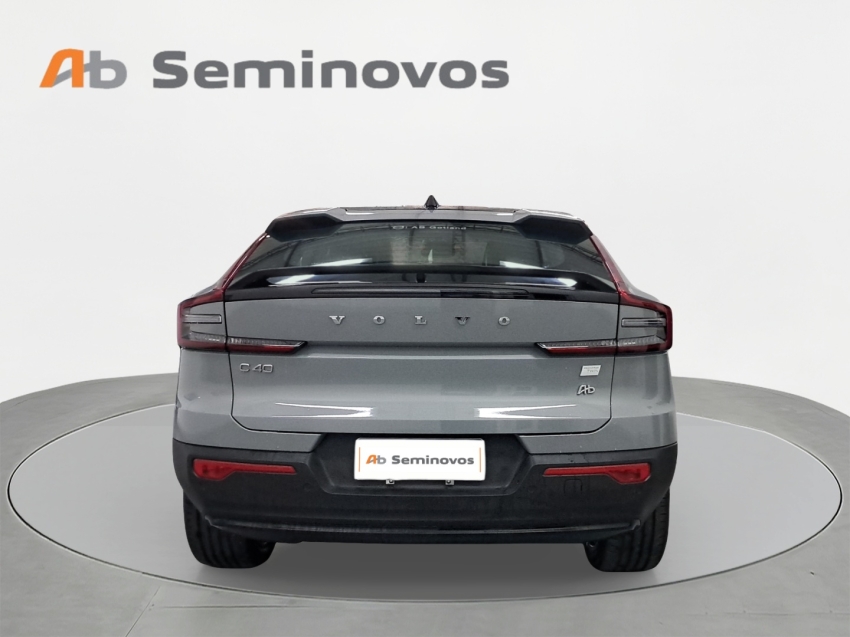 C40 P8 RECHARGE TWIN ELECTRIC ULTIMATE AWD