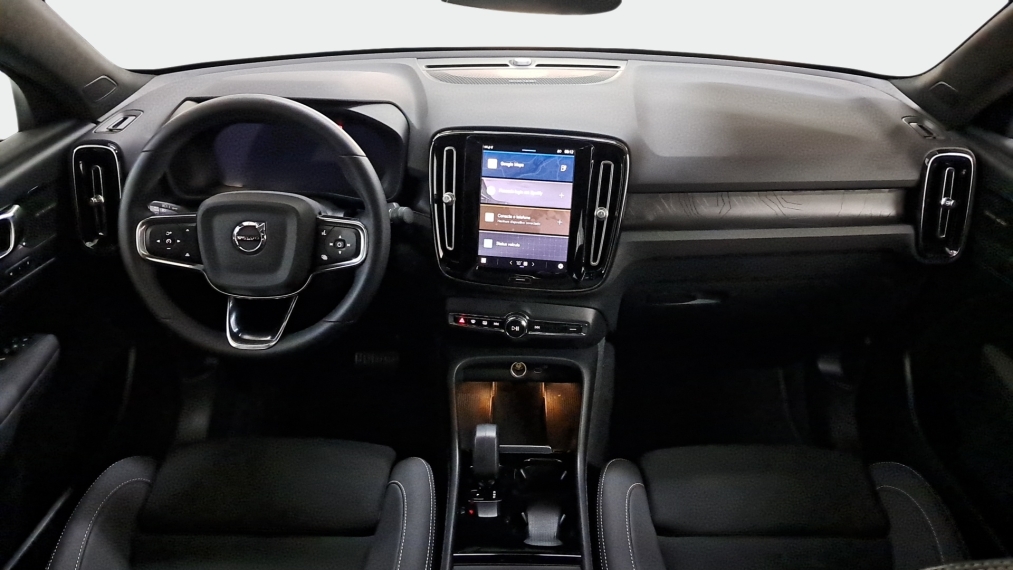 C40 P8 RECHARGE TWIN ELECTRIC ULTIMATE AWD