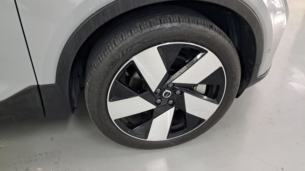 C40 P8 RECHARGE TWIN ELECTRIC ULTIMATE AWD