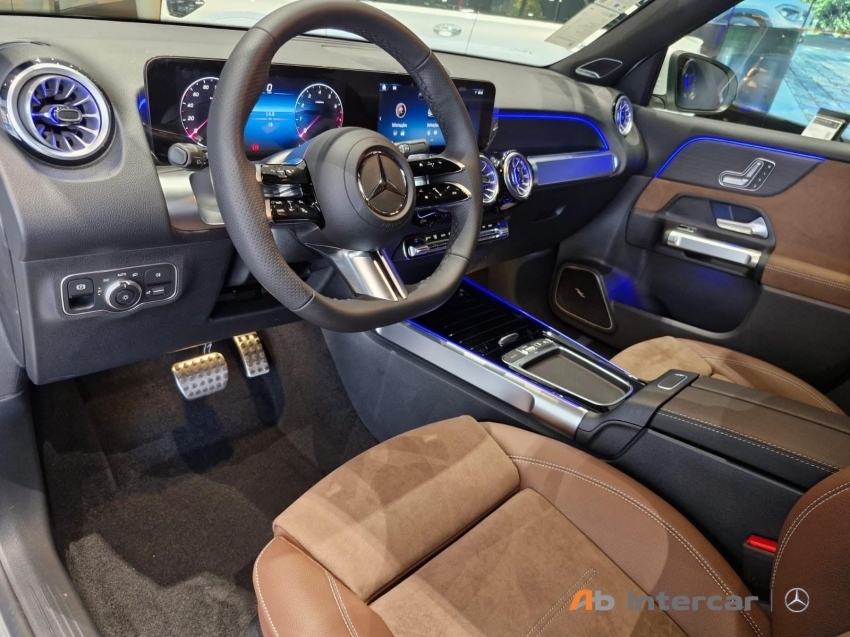 Glb 220 2.0 MHEV AMG LINE 4MATIC 8G-DCT