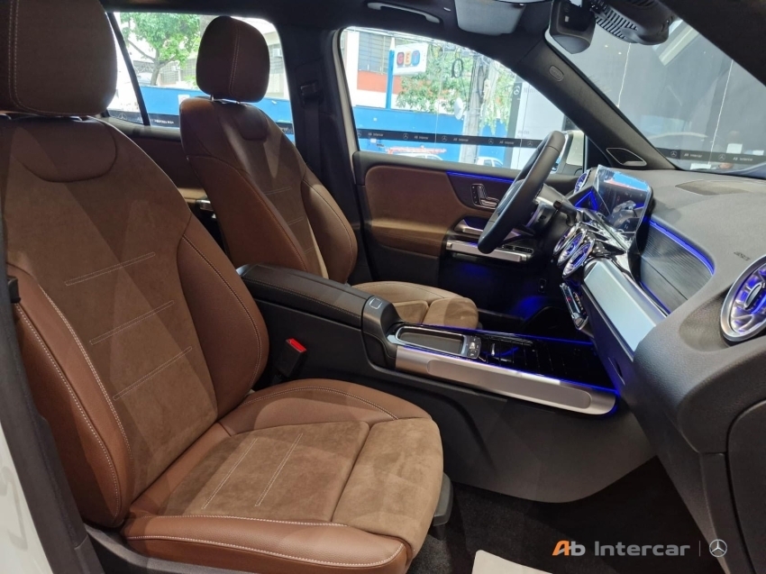 Glb 220 2.0 MHEV AMG LINE 4MATIC 8G-DCT