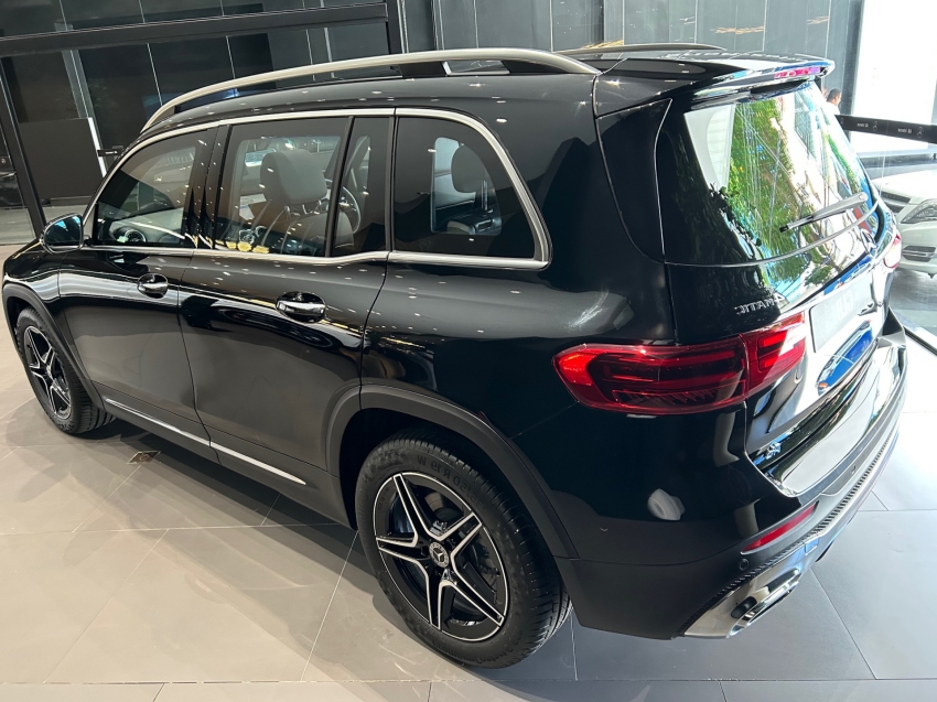 Glb 220 2.0 MHEV AMG LINE 4MATIC 8G-DCT