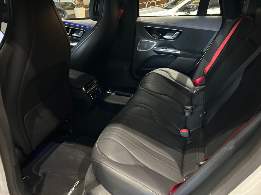 Eqe 300 89 KW ELÉTRICO AMG LINE