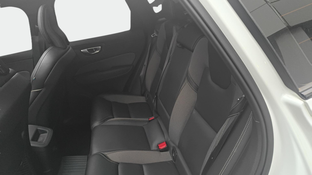 Xc60 2.0 T8 RECHARGE R-DESIGN AWD GEARTRONIC