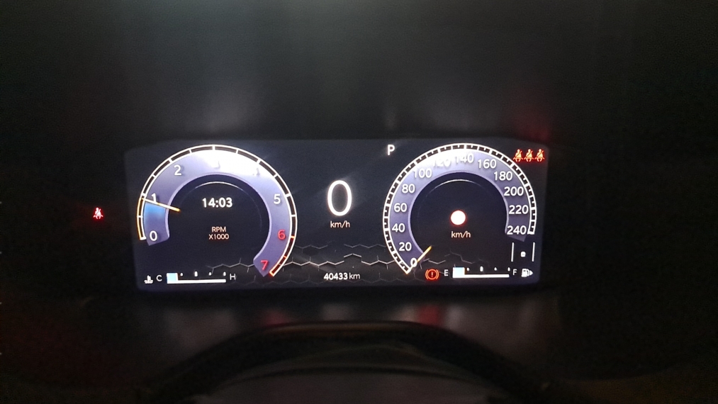 Commander 1.3 T270 TURBO FLEX OVERLAND AT6