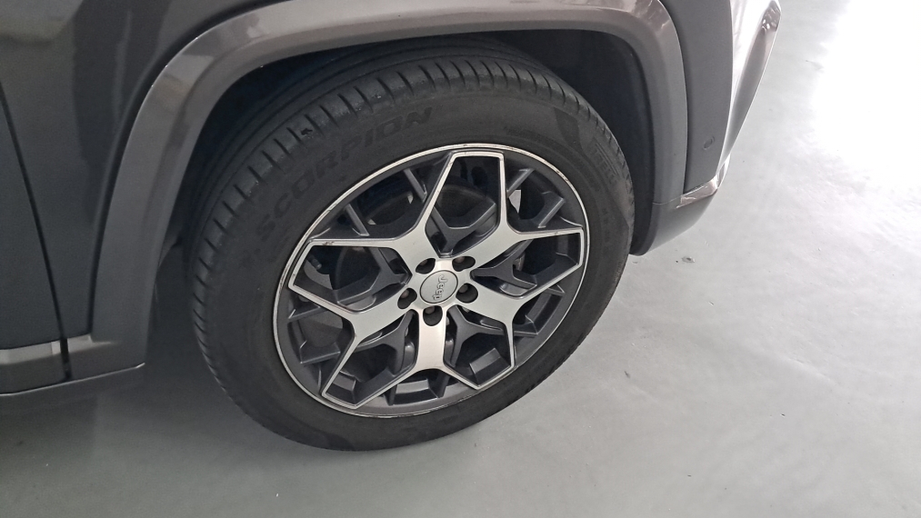 Commander 1.3 T270 TURBO FLEX OVERLAND AT6