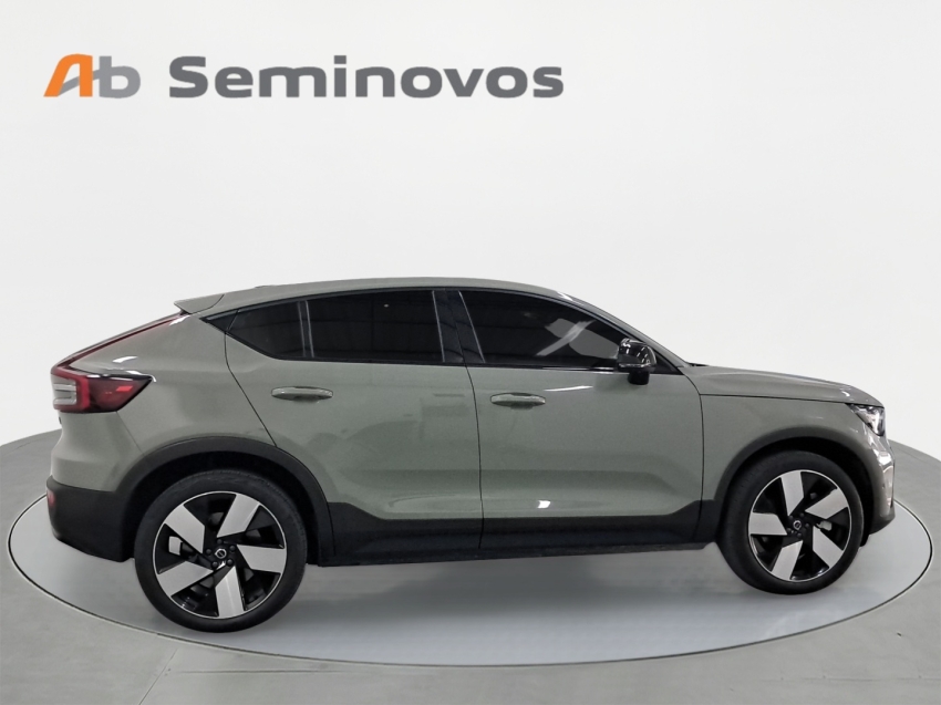 C40 P8 RECHARGE TWIN ELECTRIC ULTIMATE AWD