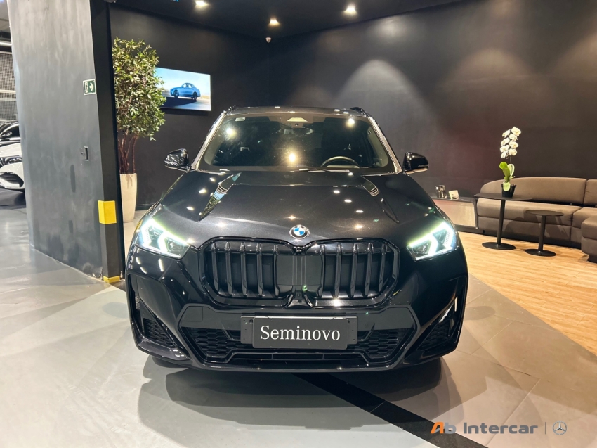 X1 2.0 16V TURBO GASOLINA SDRIVE20I M SPORT STEPTRONIC