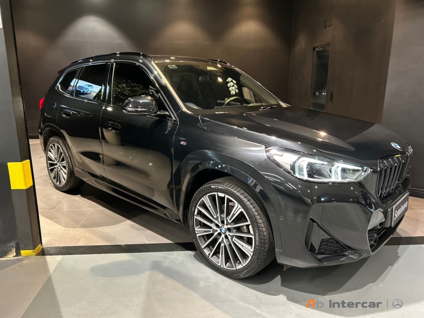 X1 2.0 16V TURBO GASOLINA SDRIVE20I M SPORT STEPTRONIC