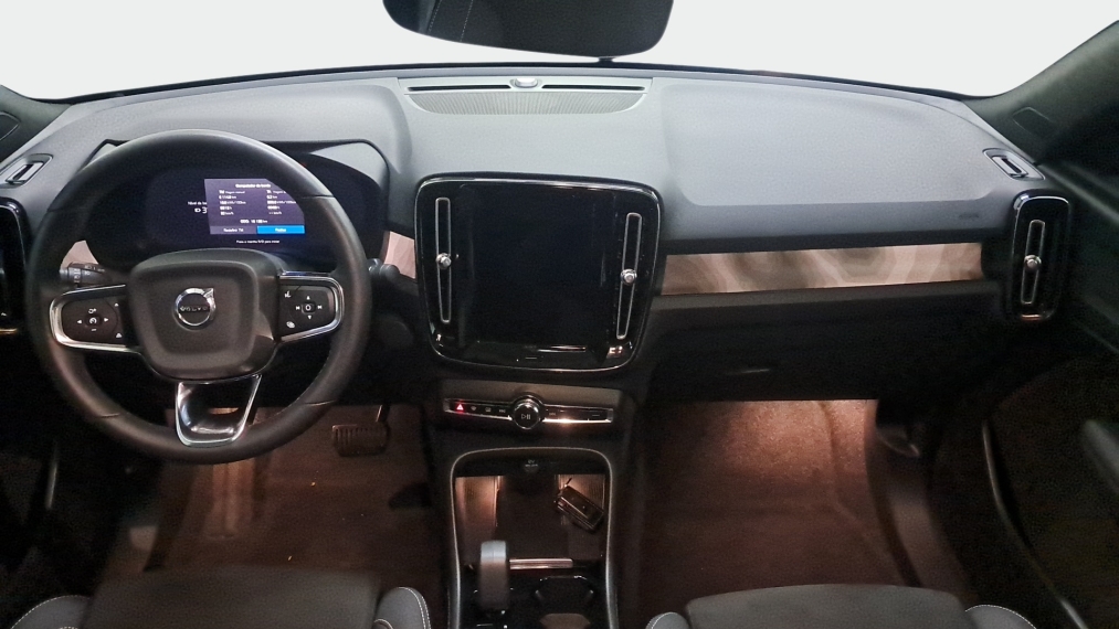 C40 P6 RECHARGE ELECTRIC PLUS