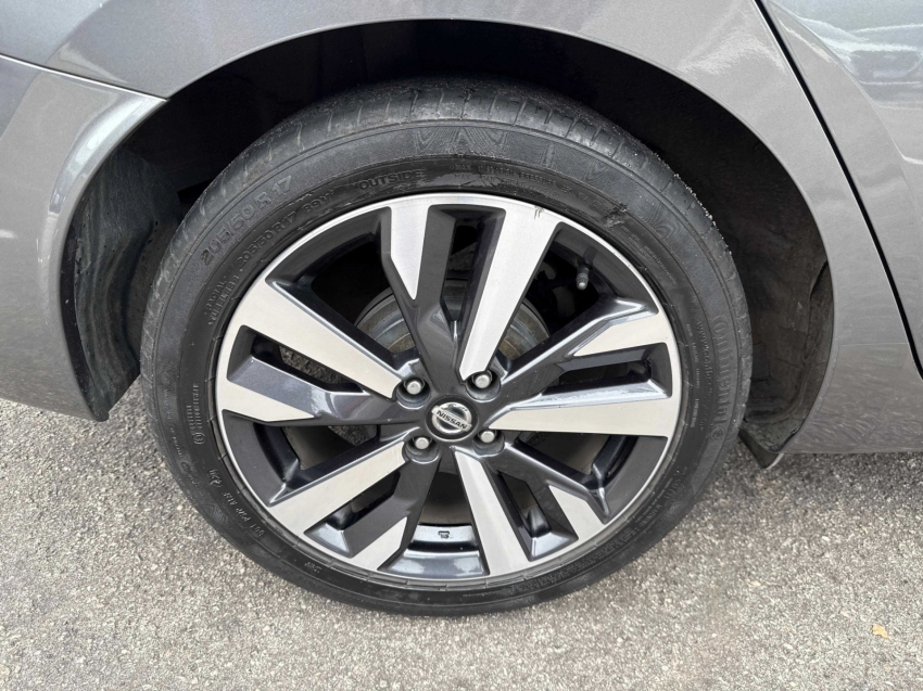 Versa 1.6 16V FLEX EXCLUSIVE XTRONIC